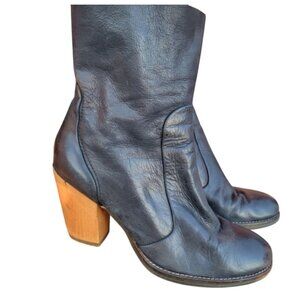 LATIGO Leather Navy Blue, Wooden Heel, Ankle Boots Size 10